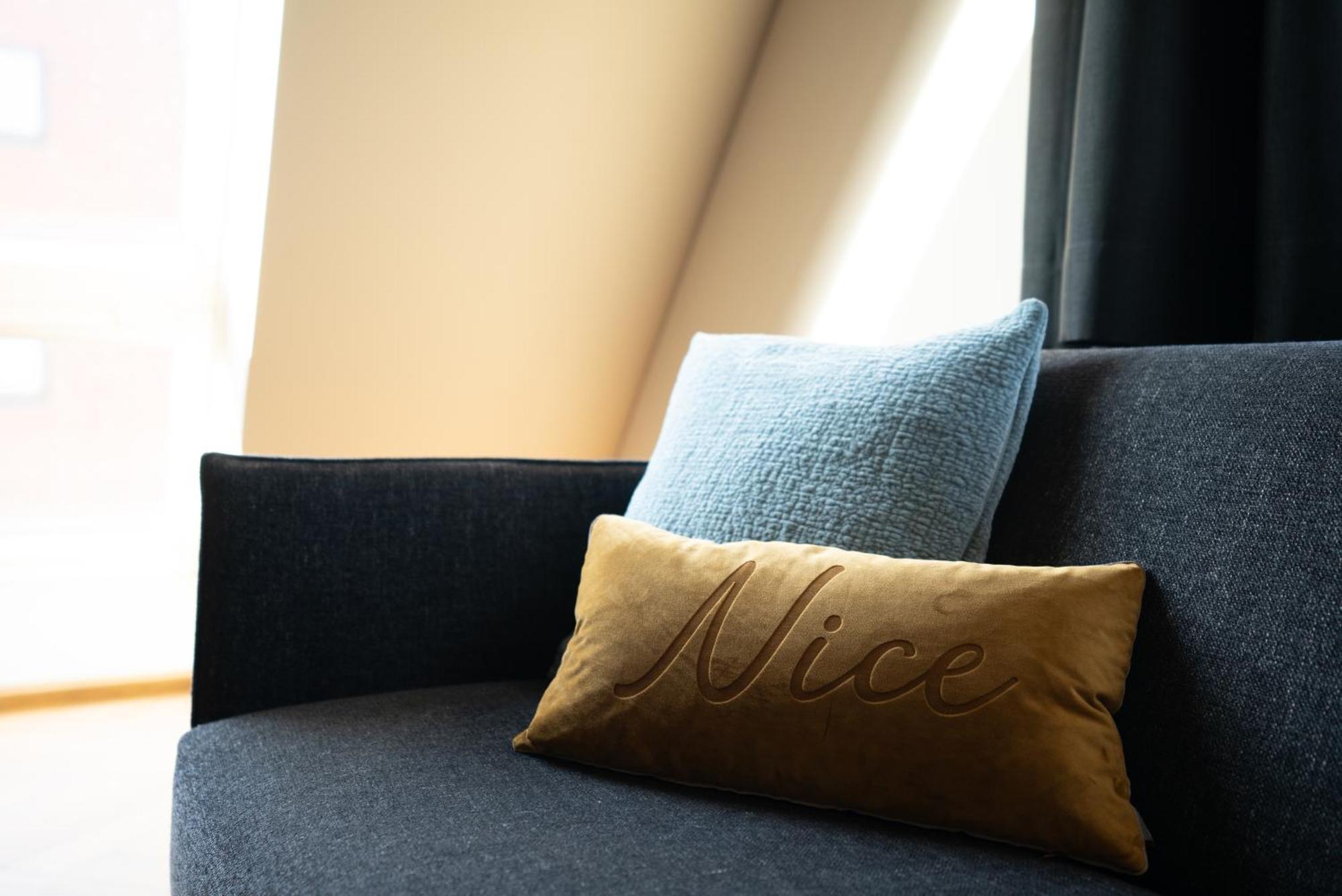 Hotel Nice ラウプハイム エクステリア 写真